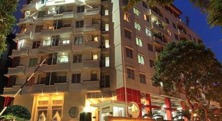 Hotel Golden Sky Pluit Jakarta Eksteriør billede