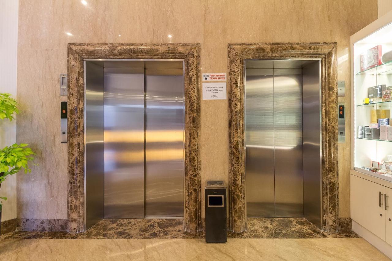 Hotel Golden Sky Pluit Jakarta Eksteriør billede