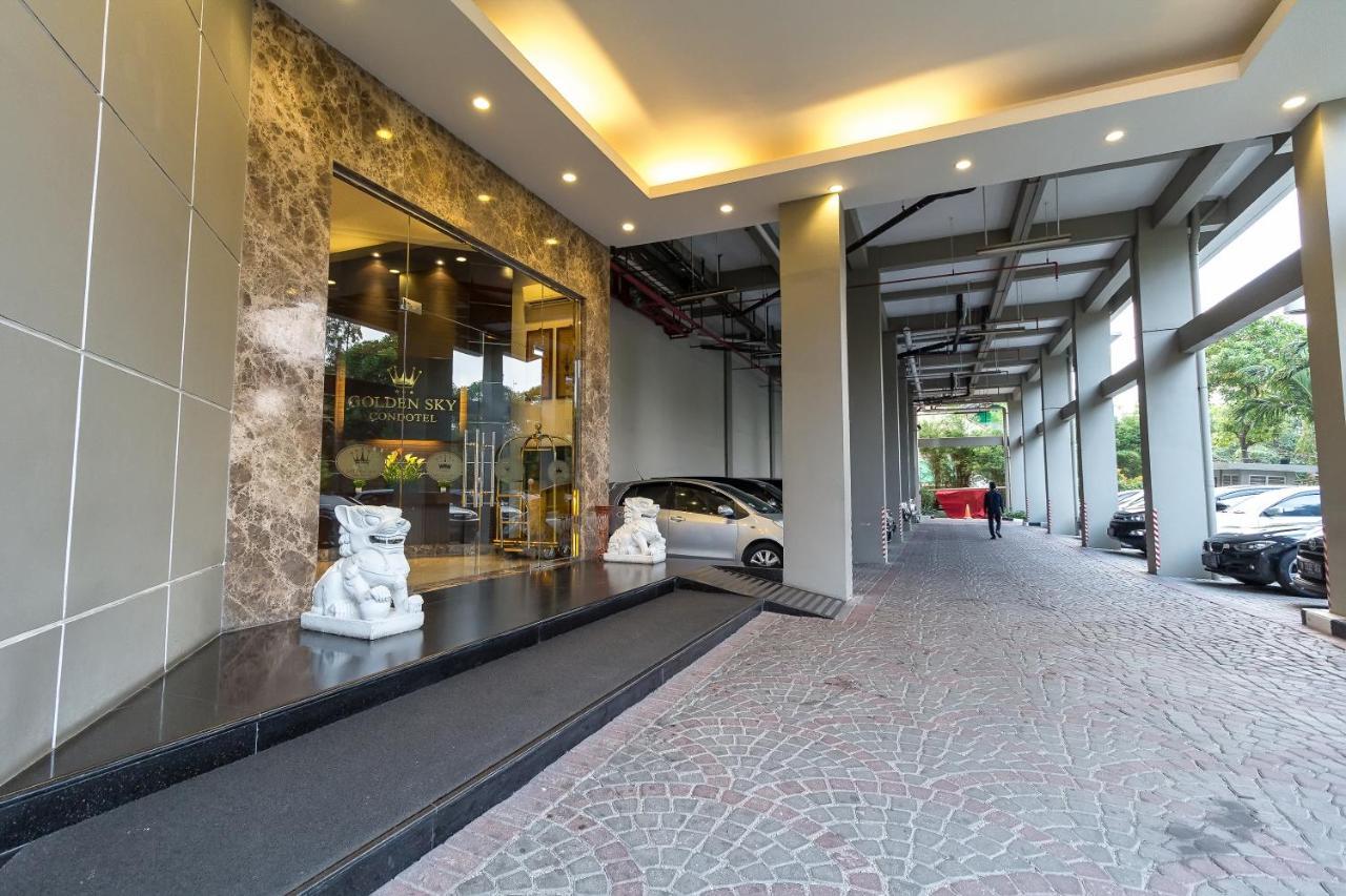 Hotel Golden Sky Pluit Jakarta Eksteriør billede